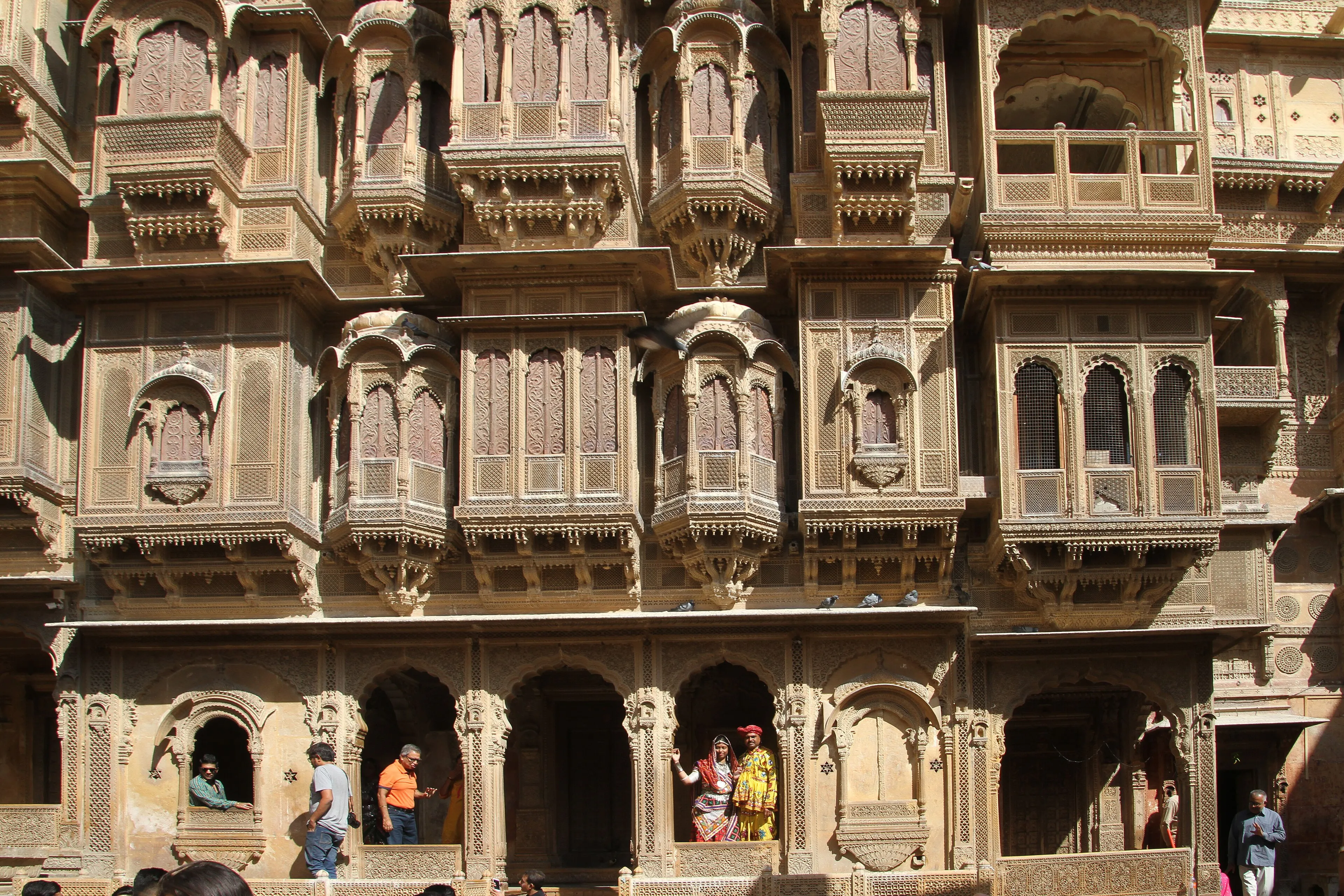 Temple Trail — an exotic Thar desert tour near Jaisalmer